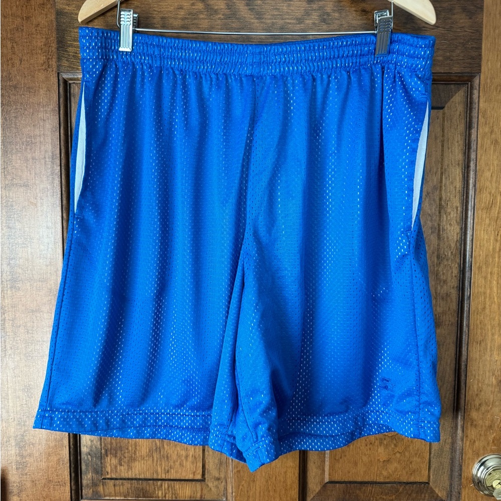 Starter Blue Mesh w/White Lining Shorts XL (40-42)